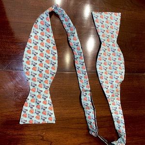 Virginia Episcopal School Vineyard Vines Bow Tie